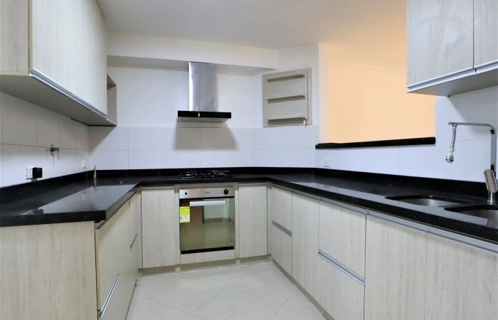 خانهٔ جادار ۱۶۰ مترمربعی در مدئین، کلمبیا