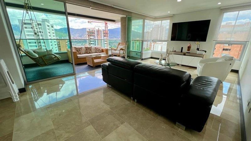 Furnished apartment 139 m2 in Medellin, Colombia