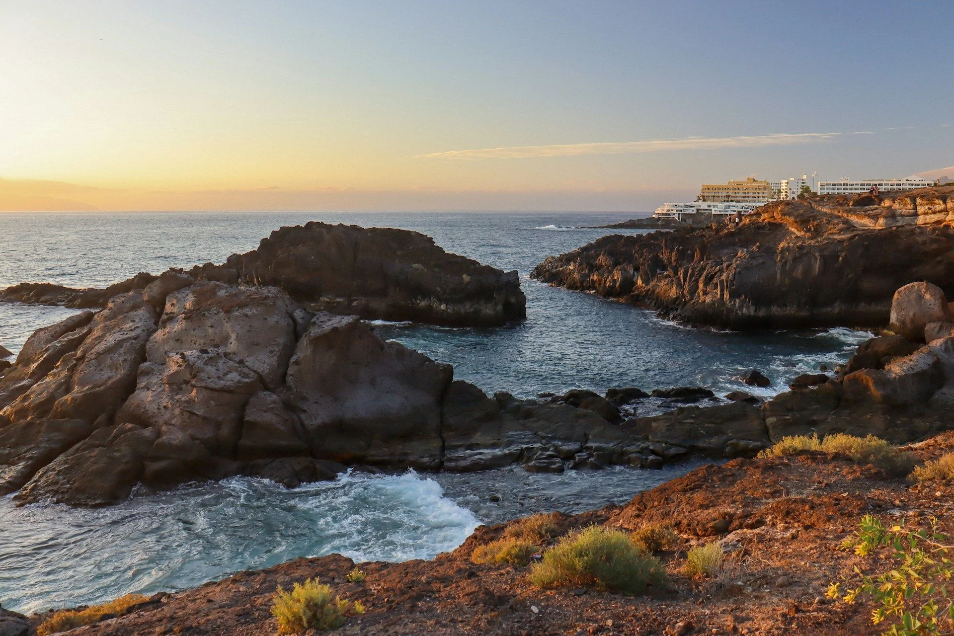 عقارات للبيع في كوستا أديخه — قوائم البيع من المالك | VelesClub Int.