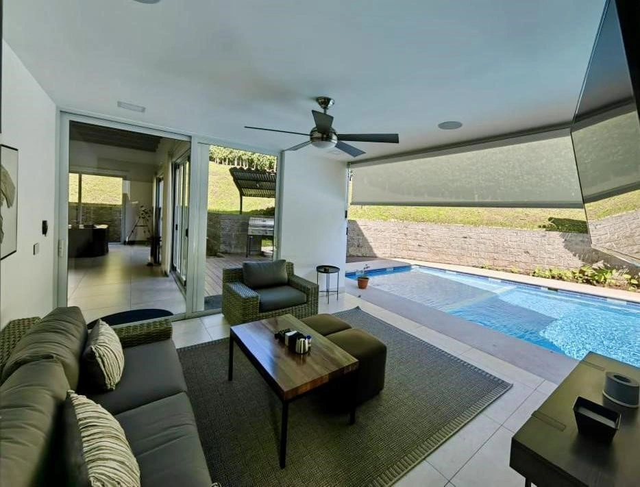 Spacious house 600 m2 in San Jose City, Costa Rica