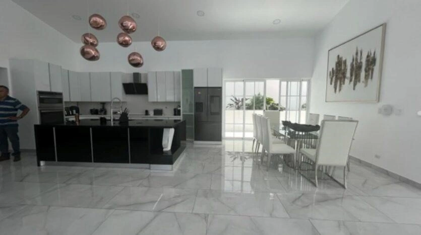 哥斯达黎加圣何塞 6+1 舒适住宅