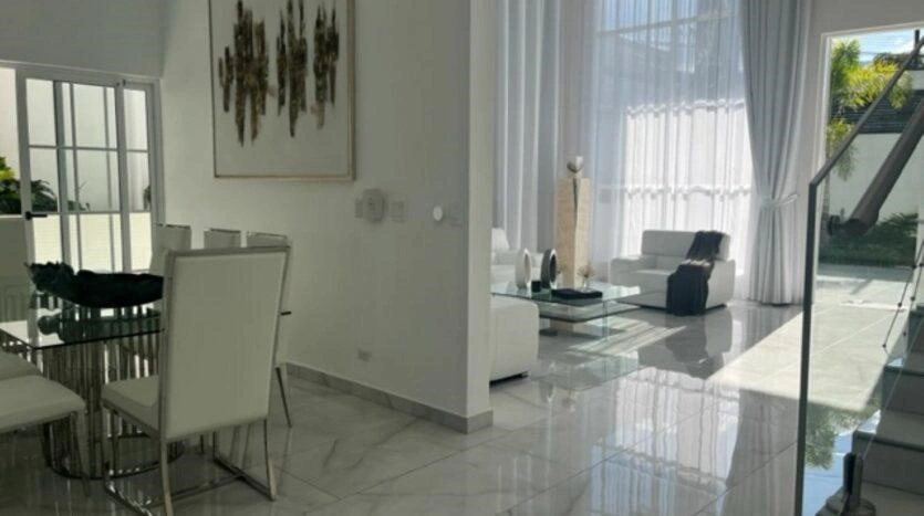 哥斯达黎加圣何塞 6+1 舒适住宅