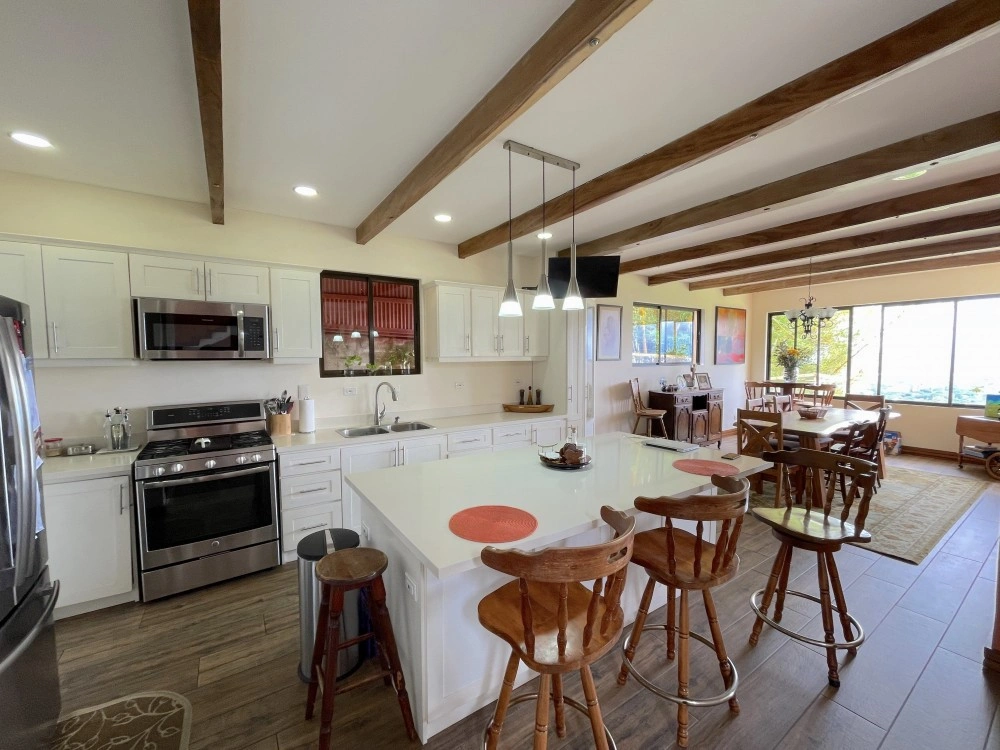 House 430 m2 in San Jose, Costa Rica