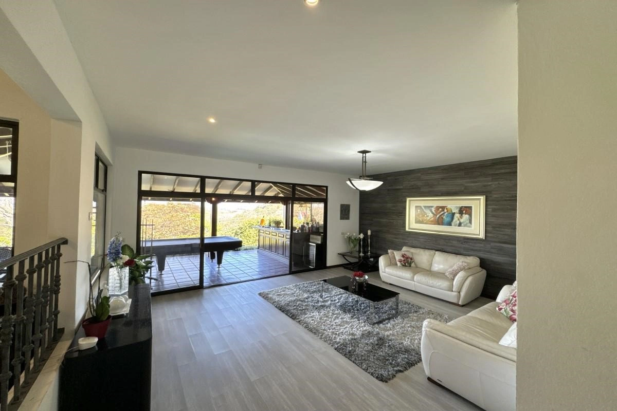 Spacious house 450 m2 in San Jose, Costa Rica