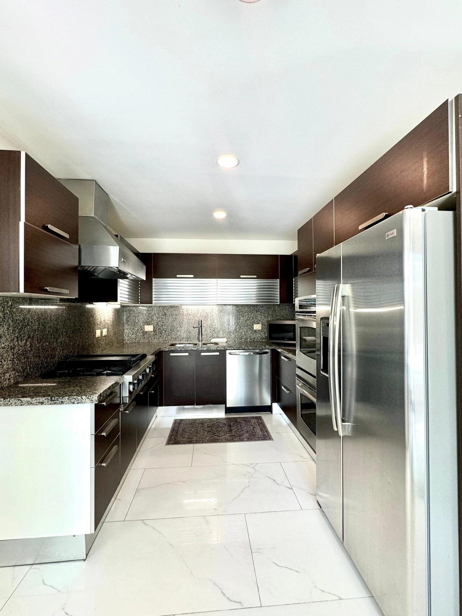 Spacious villa 400 m2 in San Jose, Costa Rica