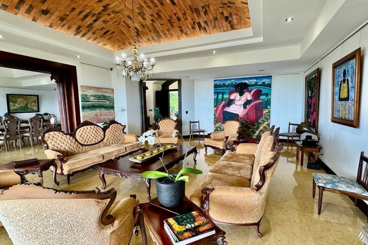 خانهای جادار به مساحت 999 m² در کارتاگو، کاستاریکا