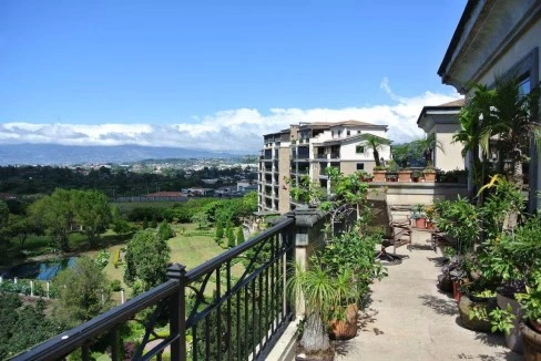 Airy penthouse 3+1 in Cartago, Costa Rica