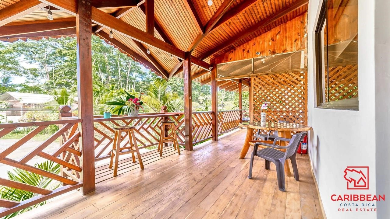 Furnished house 363 m2 in Limon, Costa Rica