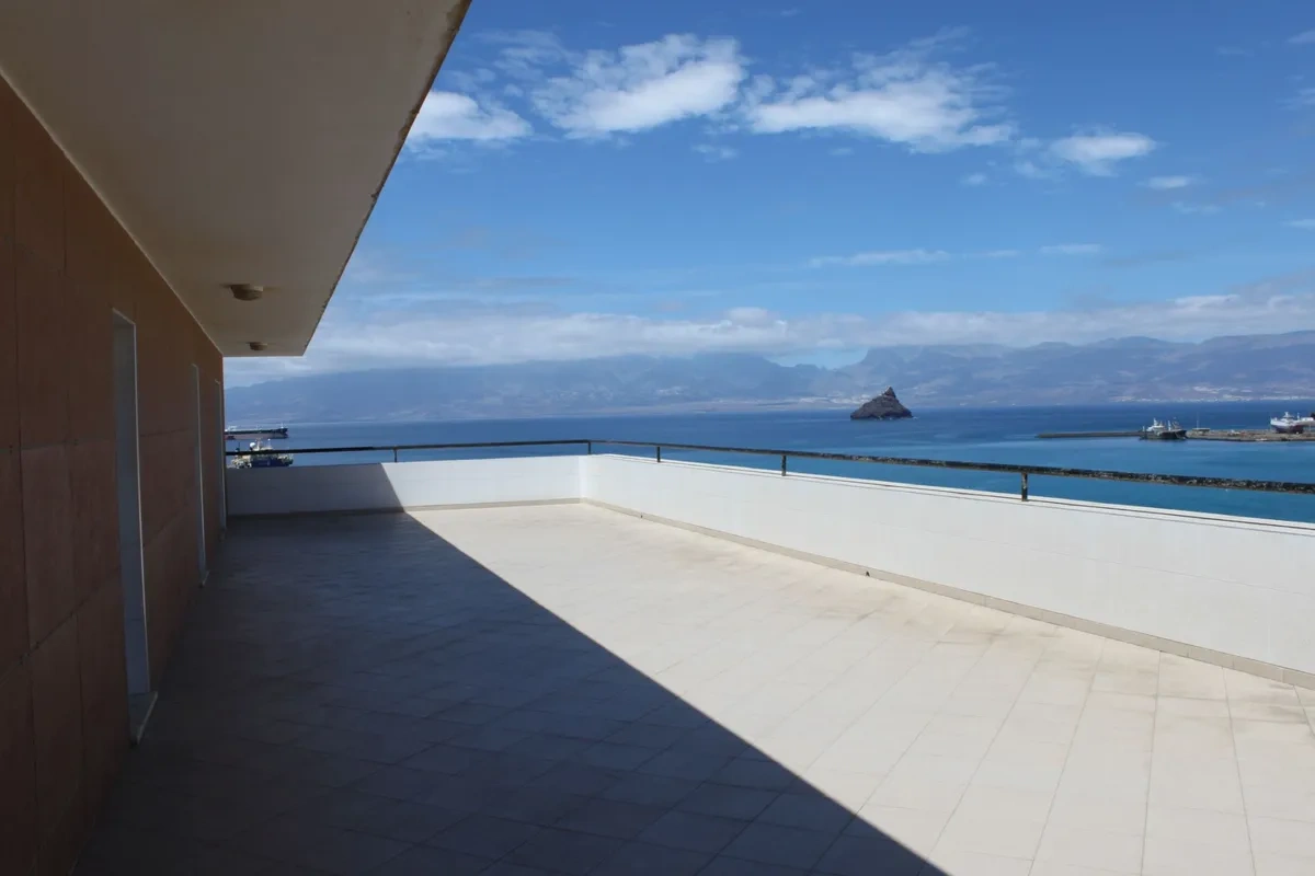 Luxurious penthouse 120 m2 in Mindelo, Cabo Verde