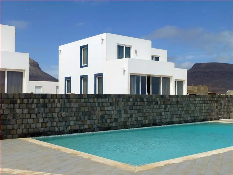 Furnished villa 110 m2 in Mindelo, Cabo Verde