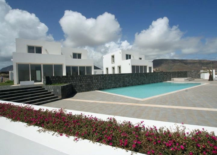 Furnished villa 110 m2 in Mindelo, Cabo Verde