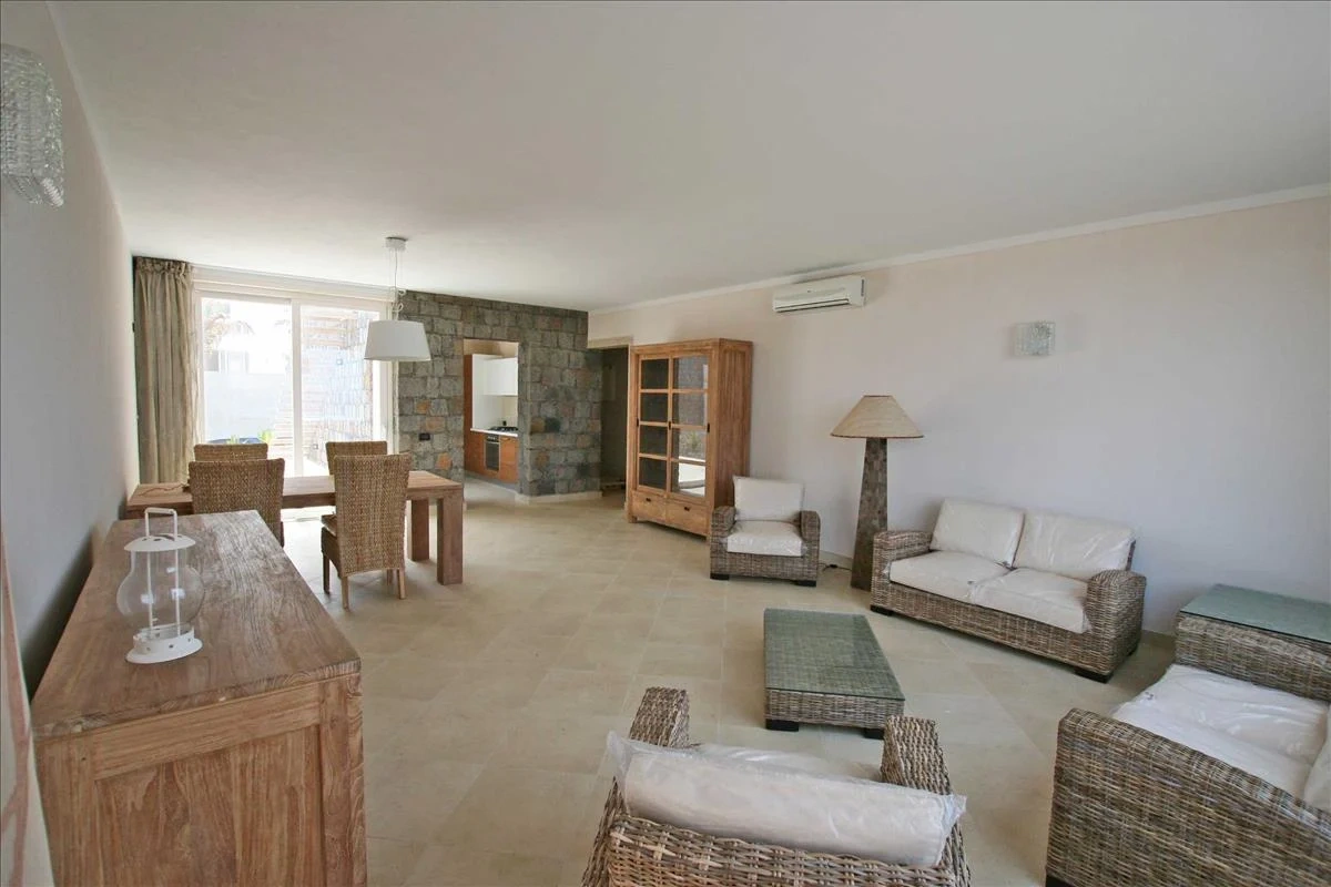 ویلا 140 m² با چشمانداز دریا در میندلو، کابو ورد