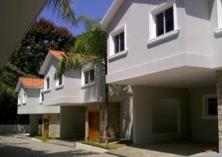 프라이아(카보베르데) 가구 포함 빌라, 695 m²