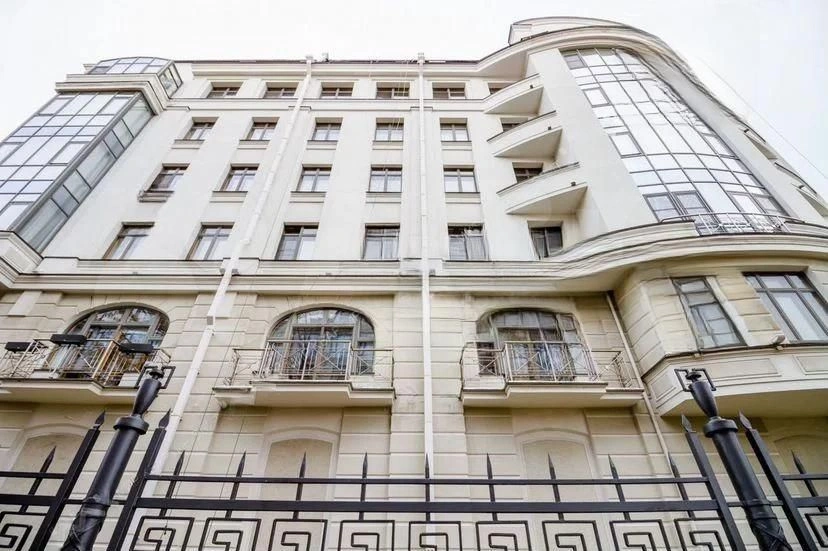 Apartment 125 m2 in a club house
