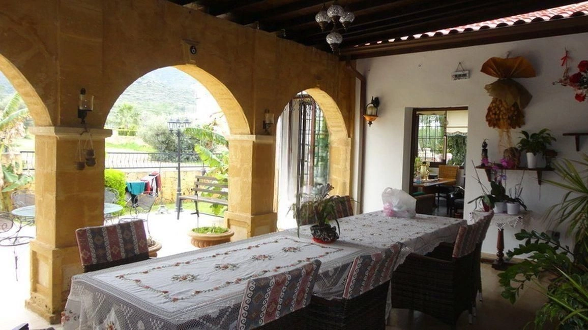 Villa in Kyrenia
