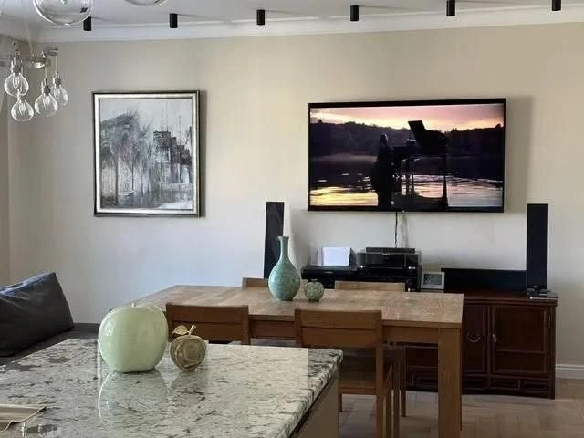 Apartment 124 m2 with premium renovation