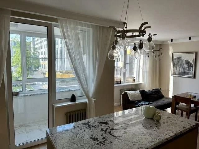 Apartment 124 m2 with premium renovation