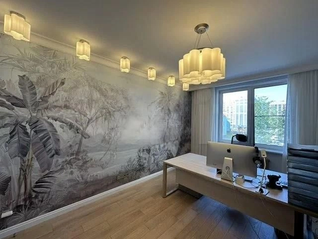 Apartment 124 m2 with premium renovation