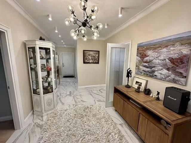 Apartment 124 m2 with premium renovation