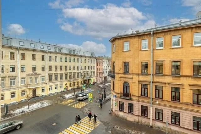 Two-room apartment in the Central district
