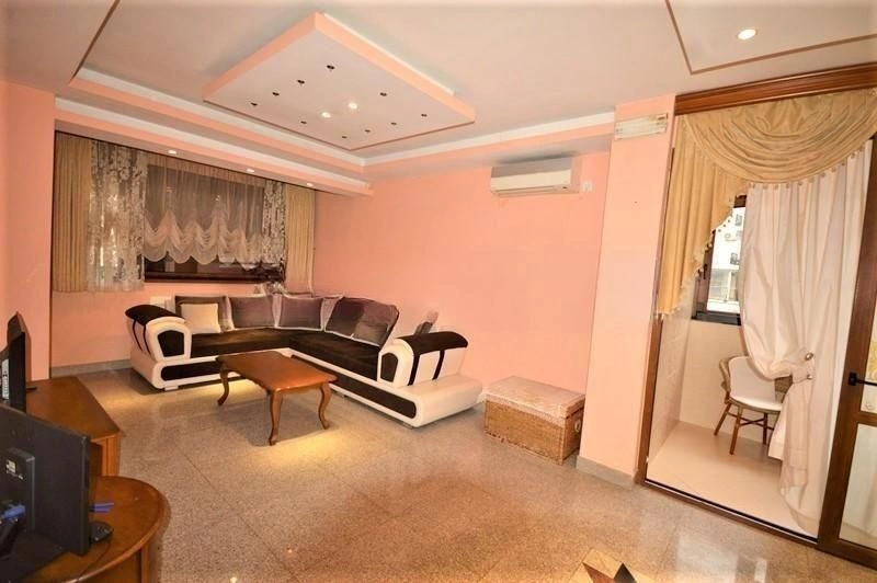 Cozy 1+1 apartment for living in Igalo