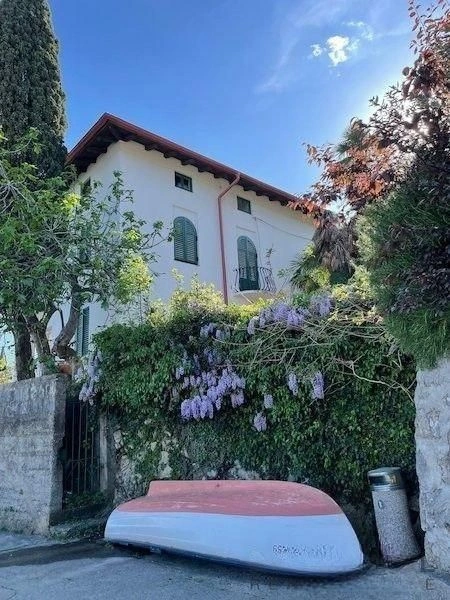 Villa with pool on the Opatija Riviera