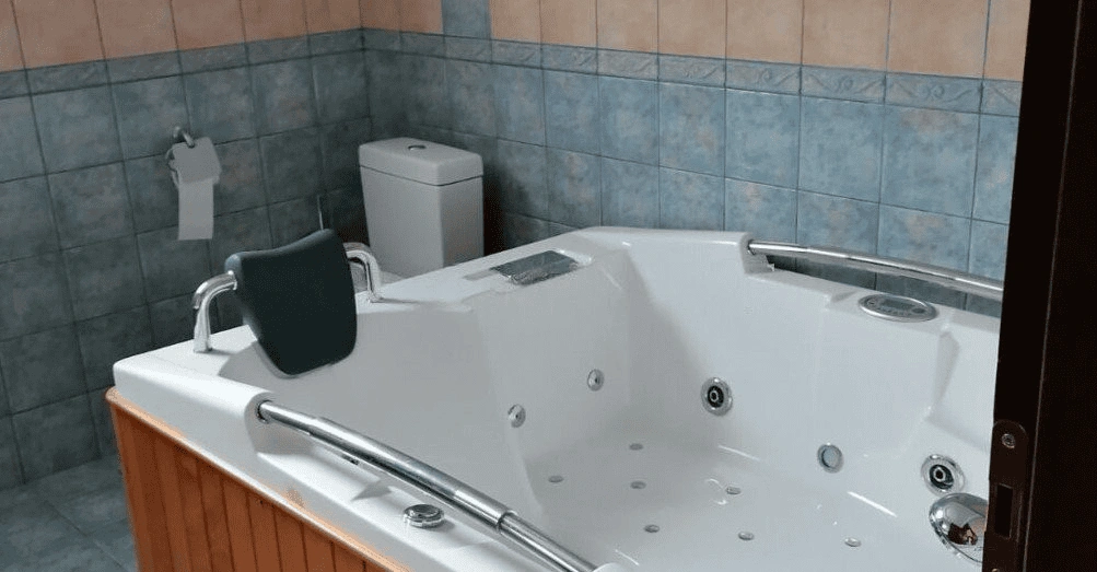 Superbe maison de 1000 m2 avec vue panoramique sur la ville