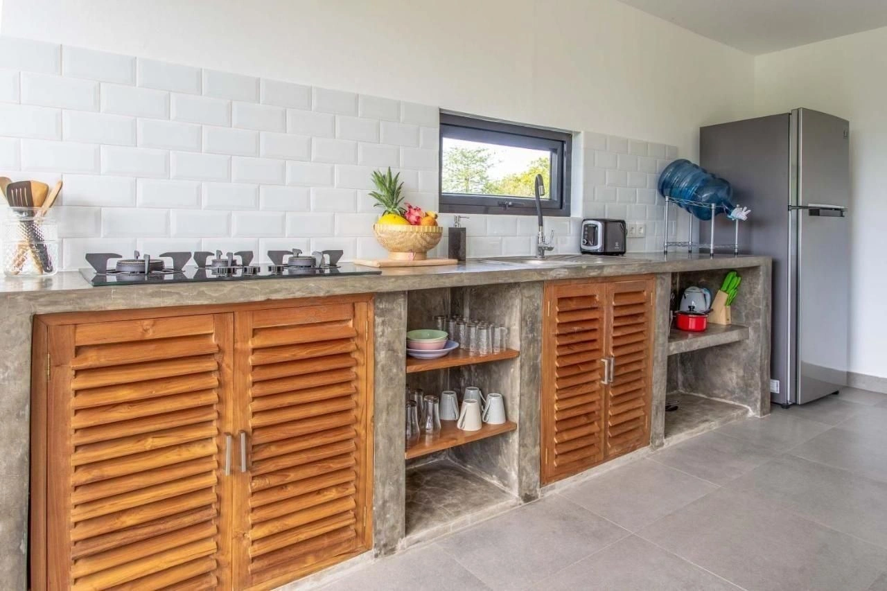 Magnificent villa with pool and luxurious garden in Bigin