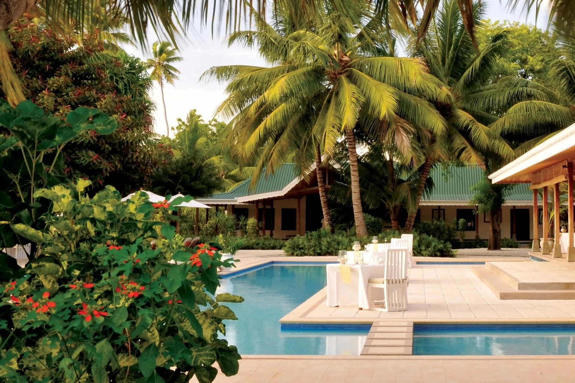 image city Isla Desroches