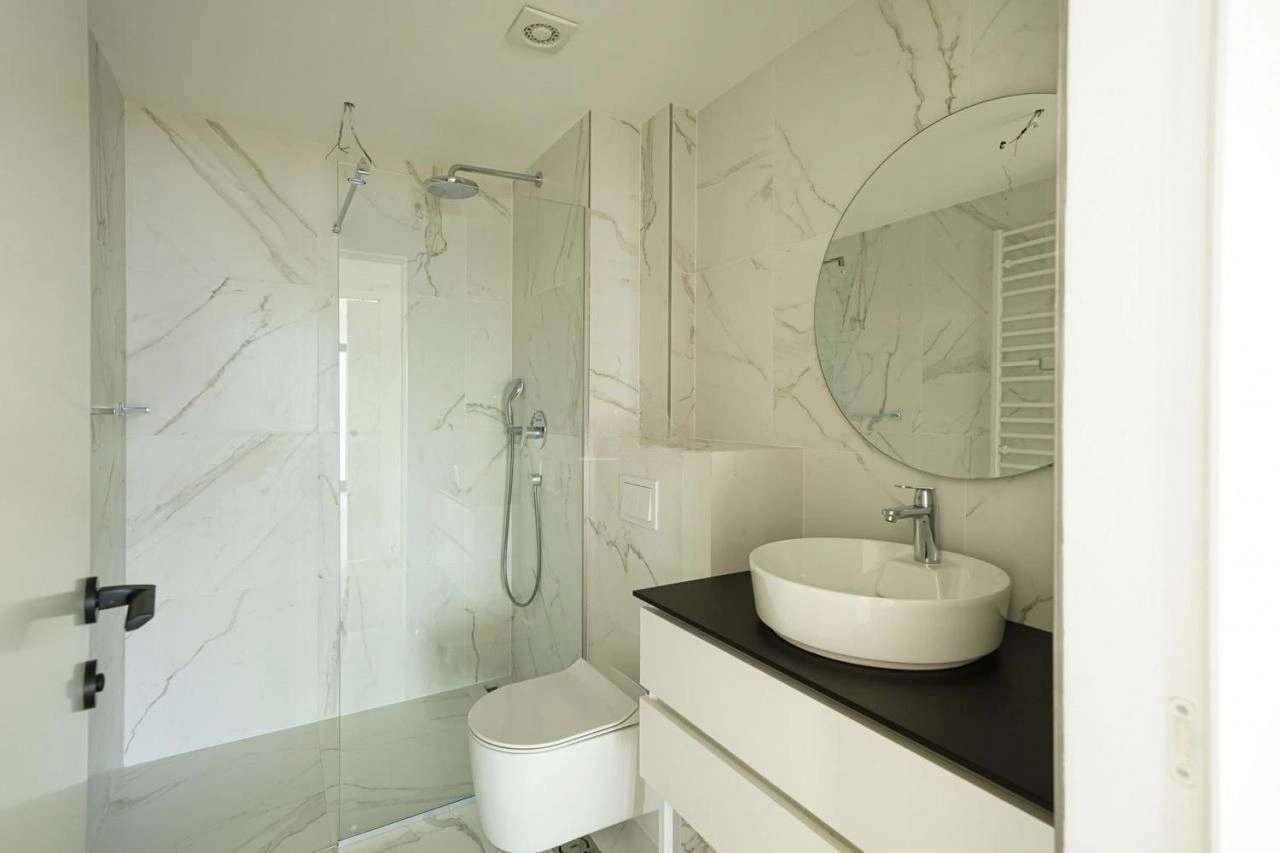 Budva'da 220 m2 lüks penthouse