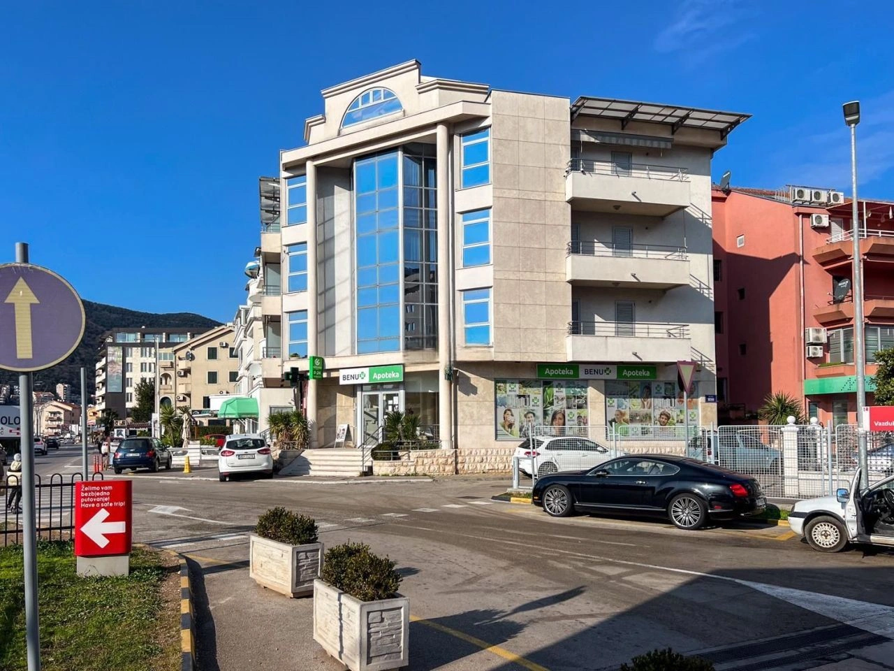 Apartment 80 m2 in the center of Budva