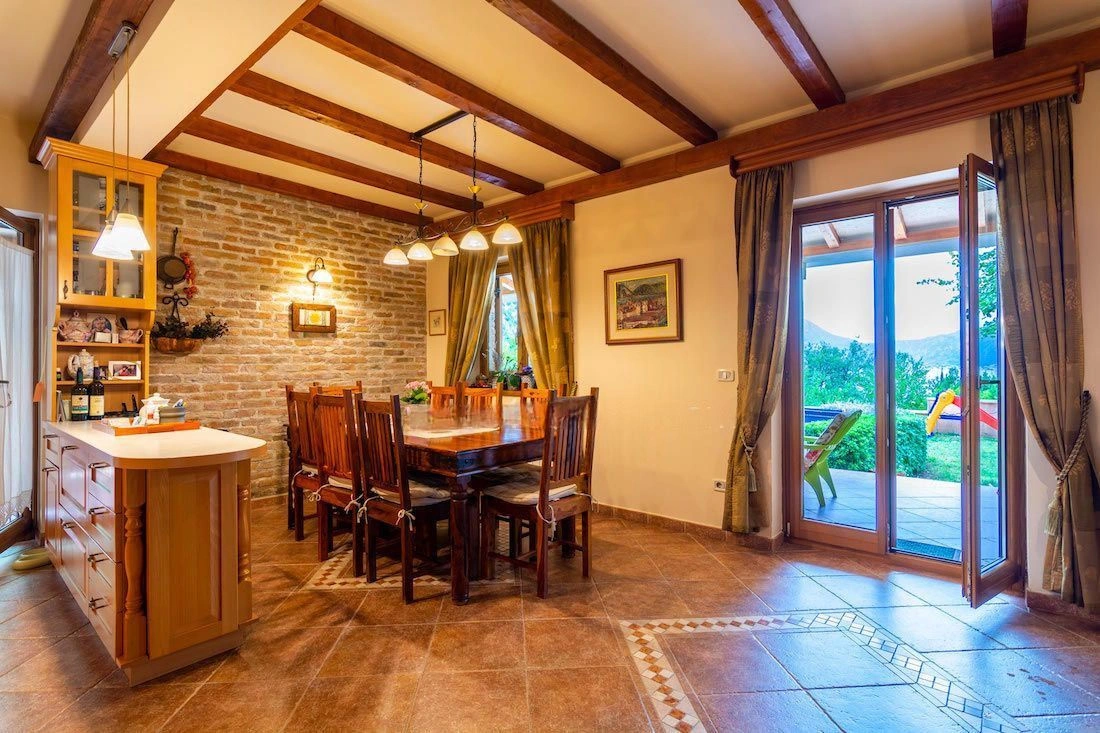 فيلا فريدة 3+1 في أوراهافك