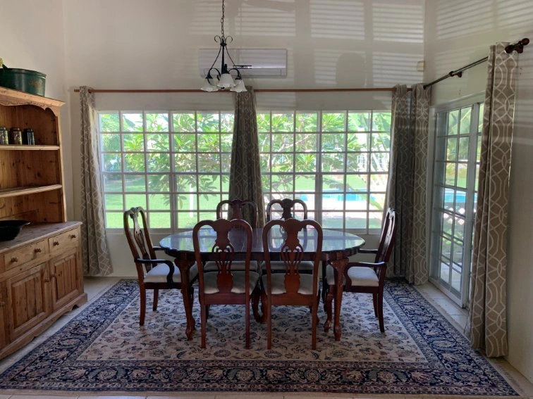 格林纳达圣乔治现代6+1别墅