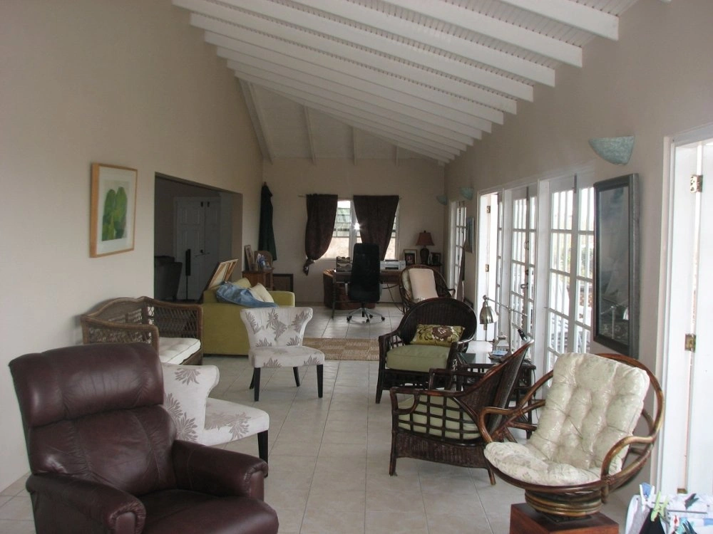 格林纳达圣乔治现代住宅,232 m²