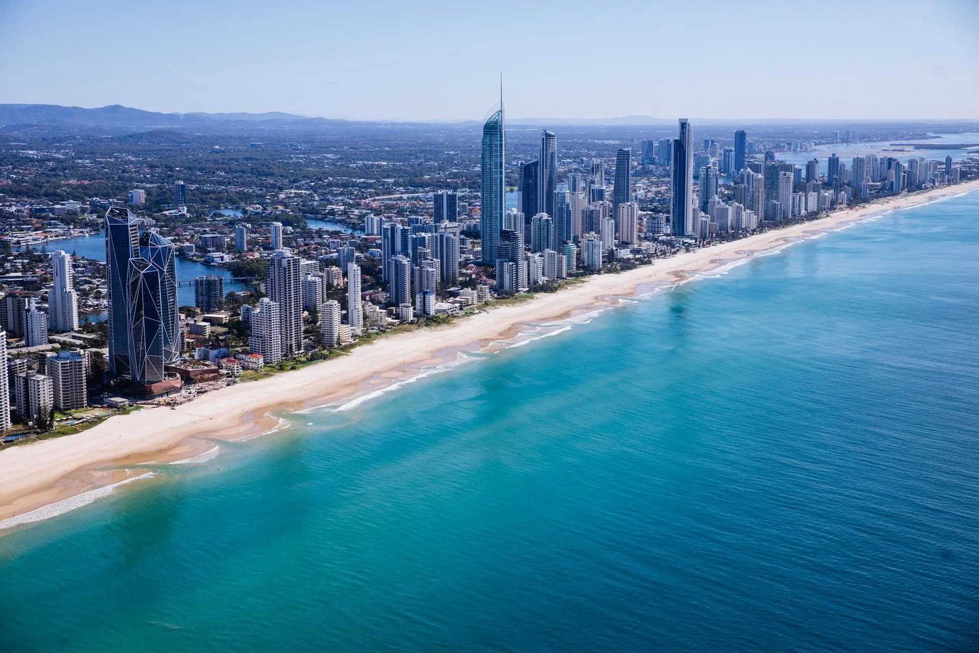 Immobili di seconda mano nella Gold Coast – Elenco curato da esperti | VelesClub Int.