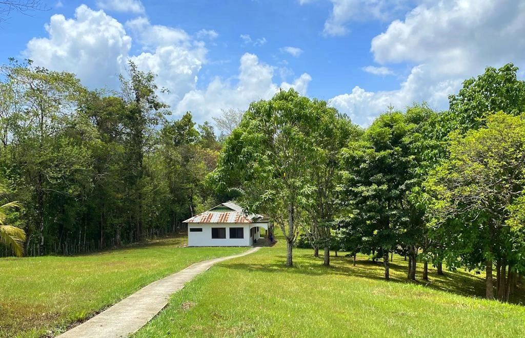 Rio Dulce, Guatemala'da geniş 560 m² ev