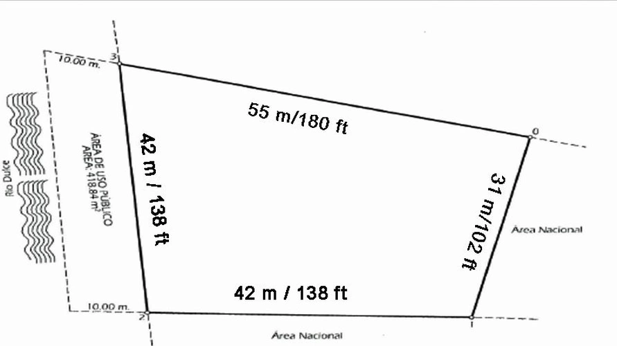 Spacious plot 1745 m² in Rio Dulce