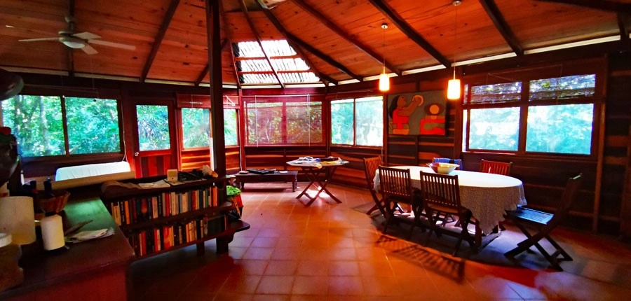 Spacious house 445 m2 in Livingston, Guatemala