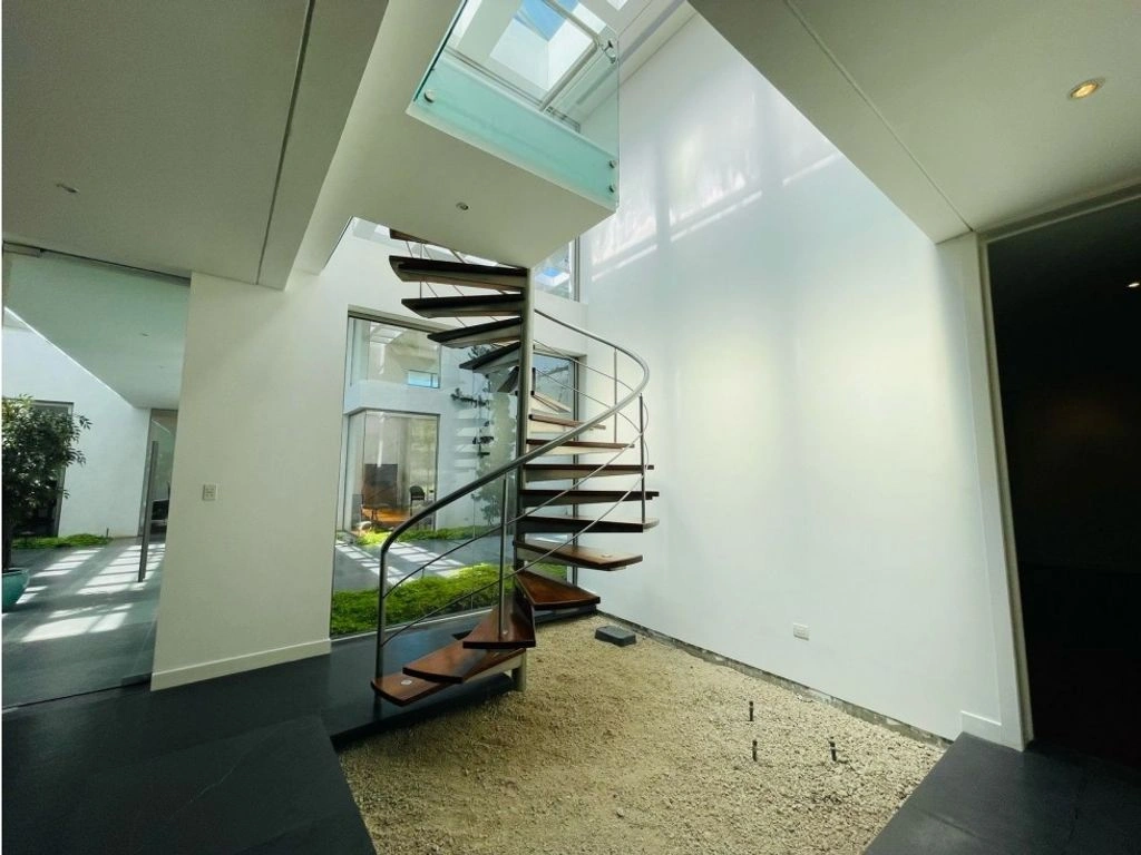 危地马拉城(危地马拉)翻新 4+1 房屋