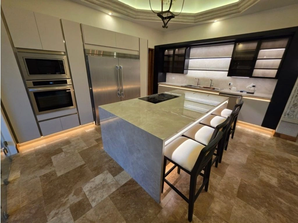 Antigua, Guatemala में धूप से भरा 4+1 घर