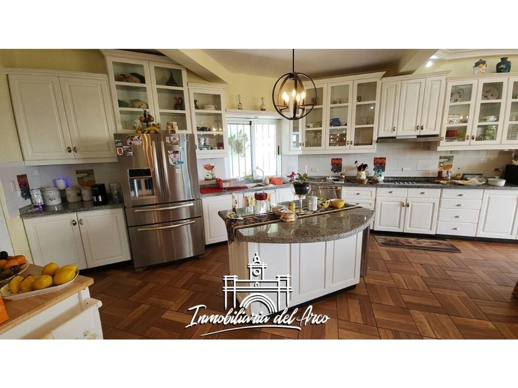 एंटिगुआ, ग्वातेमाला में 5+1 आरामदायक घर