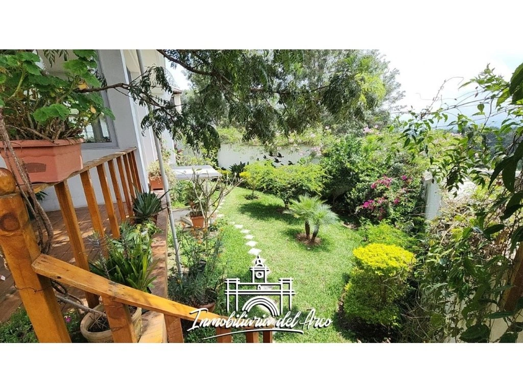 एंटिगुआ, ग्वातेमाला में 5+1 आरामदायक घर