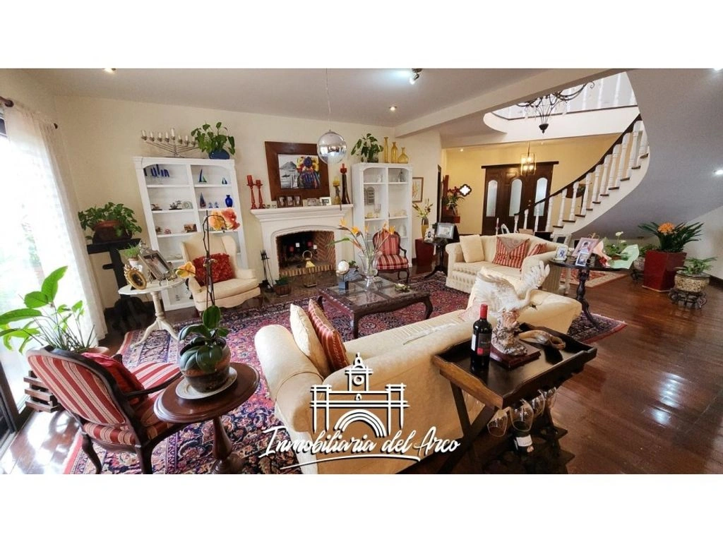 एंटिगुआ, ग्वातेमाला में 5+1 आरामदायक घर