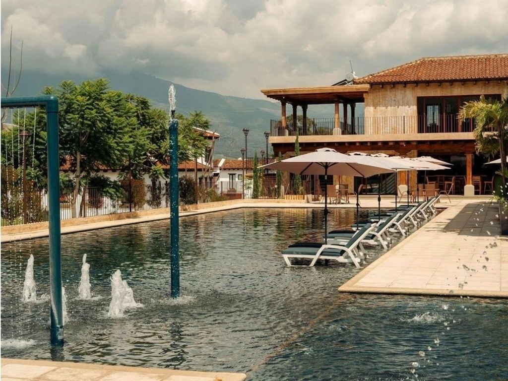 منزل فسيح — 4 غرف نوم + غرفة ضيوف في أنتيغوا، غواتيمالا