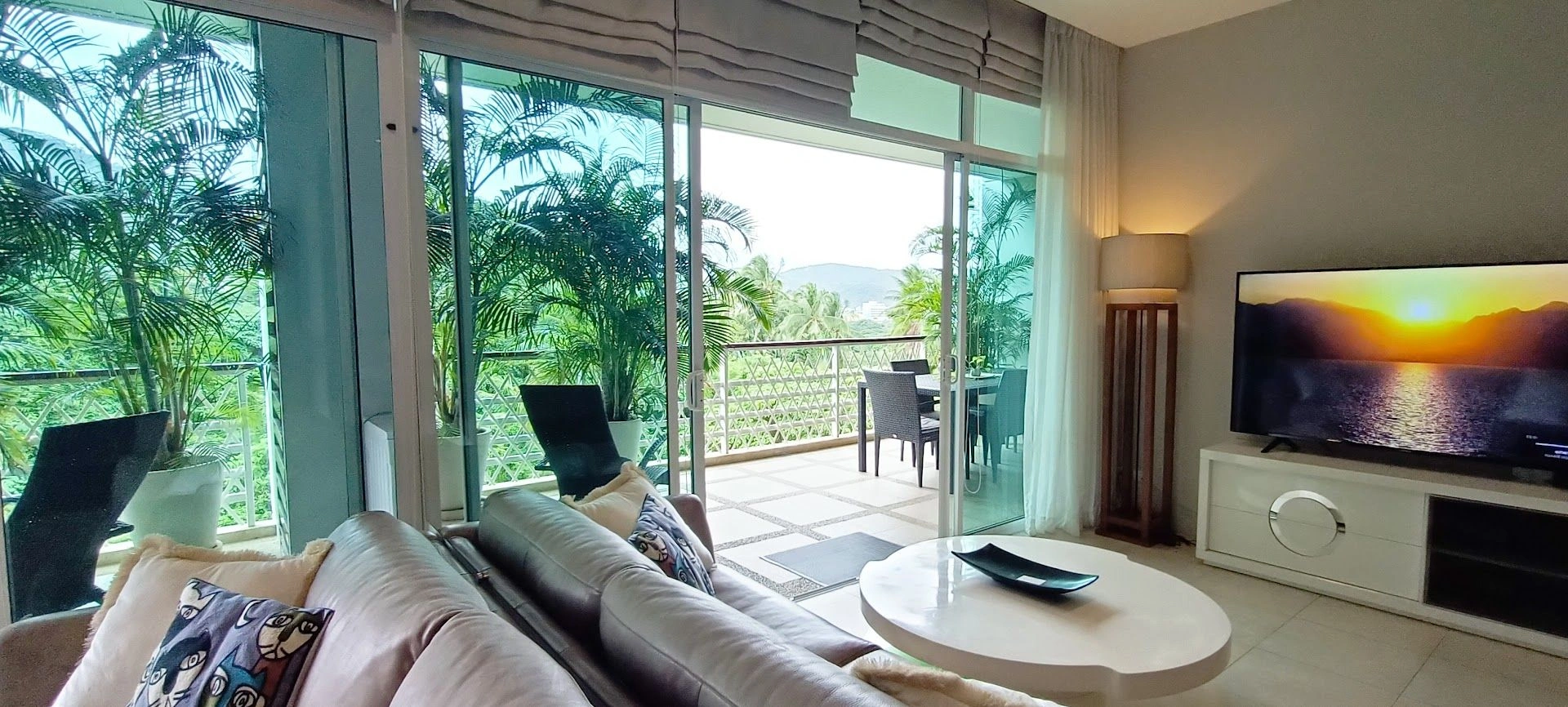 Специальное предложение! Огненная цена! Квартира 128 м2 с видом на море