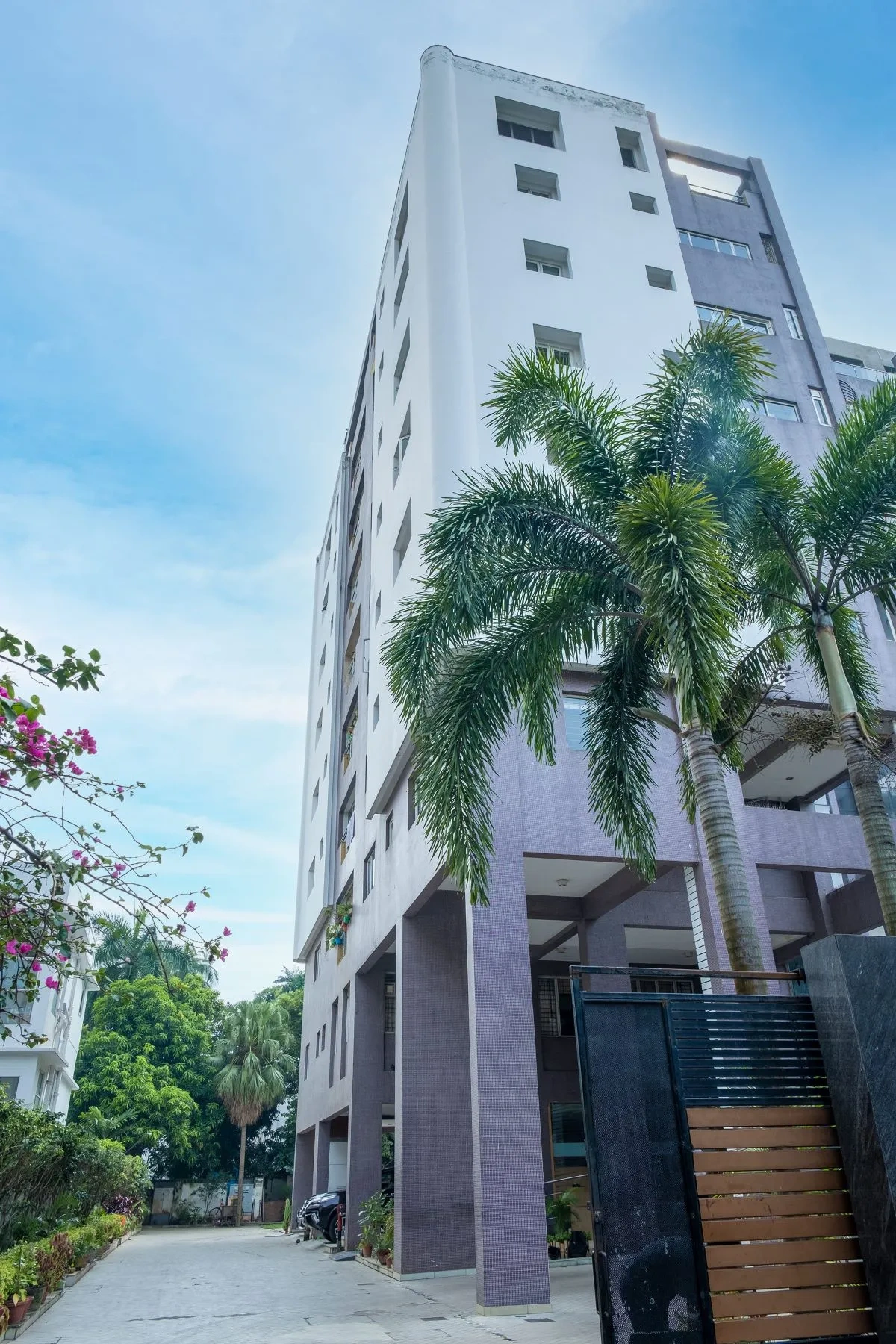 कोलकाता, भारत में आरामदायक 4+1 अपार्टमेंट