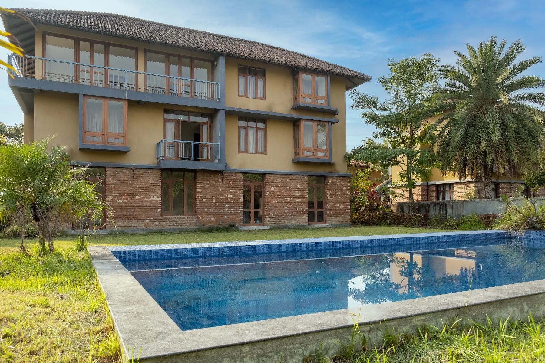 Просторная вилла 4+1 в Калькутте, Индия