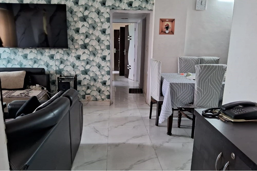 नई दिल्ली, भारत में आरामदायक 3+1 अपार्टमेंट