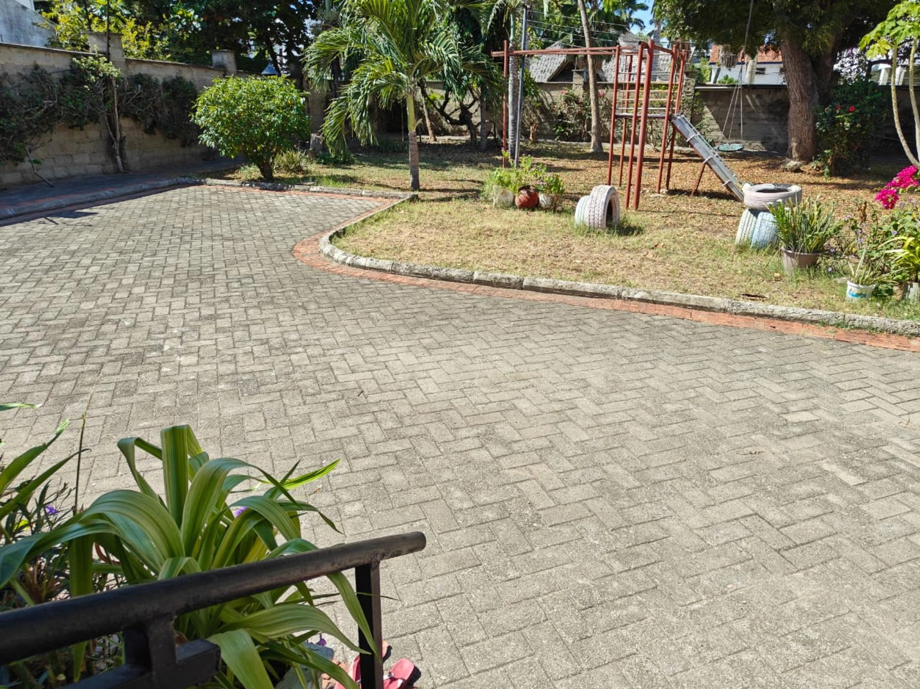 Spacious house 410 m2 in Mombasa, Kenya