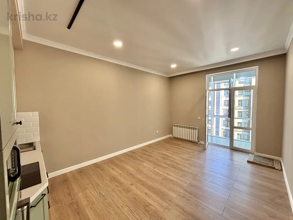 阿拉木图(哈萨克斯坦)全新公寓,107 m2